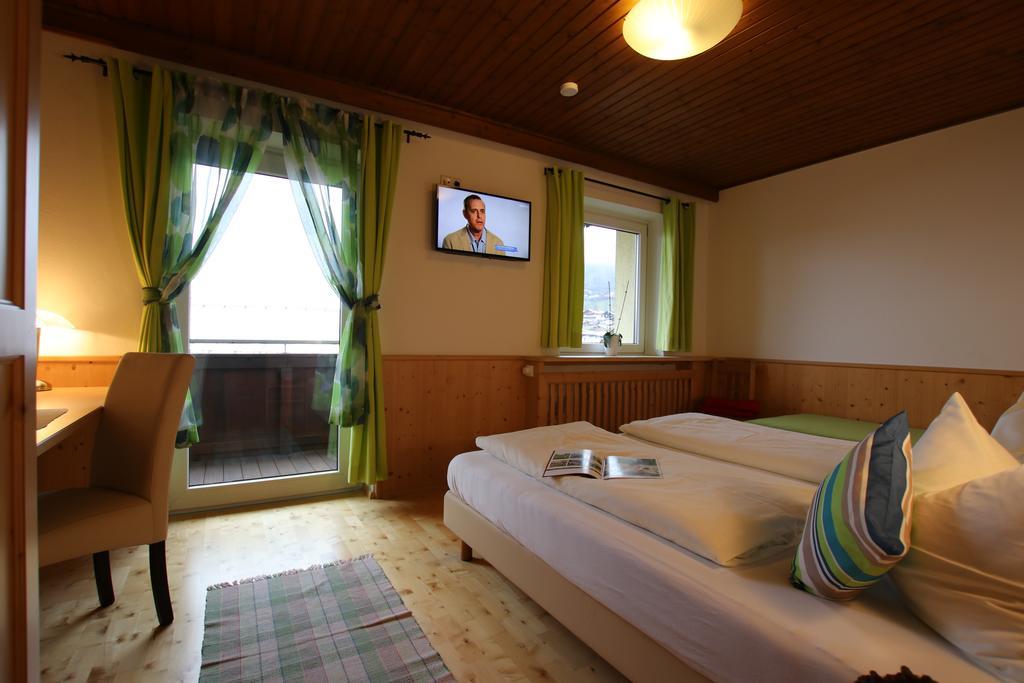 Hotel Gasthof Eschbacher Piesendorf Exterior photo