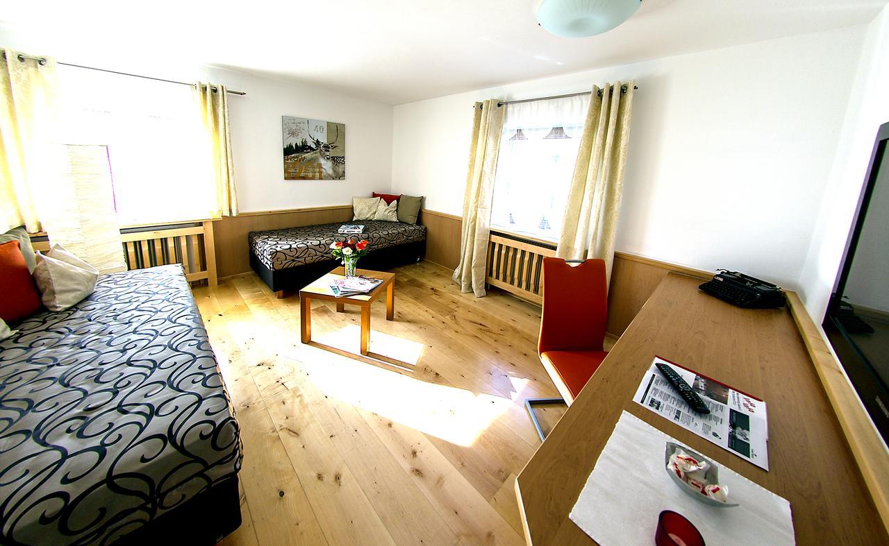 Hotel Gasthof Eschbacher Piesendorf Exterior photo